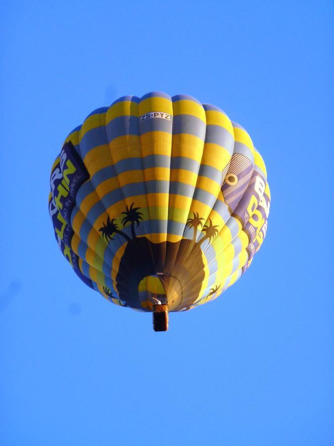 Yamkela Pensión Oudtshoorn Exterior foto